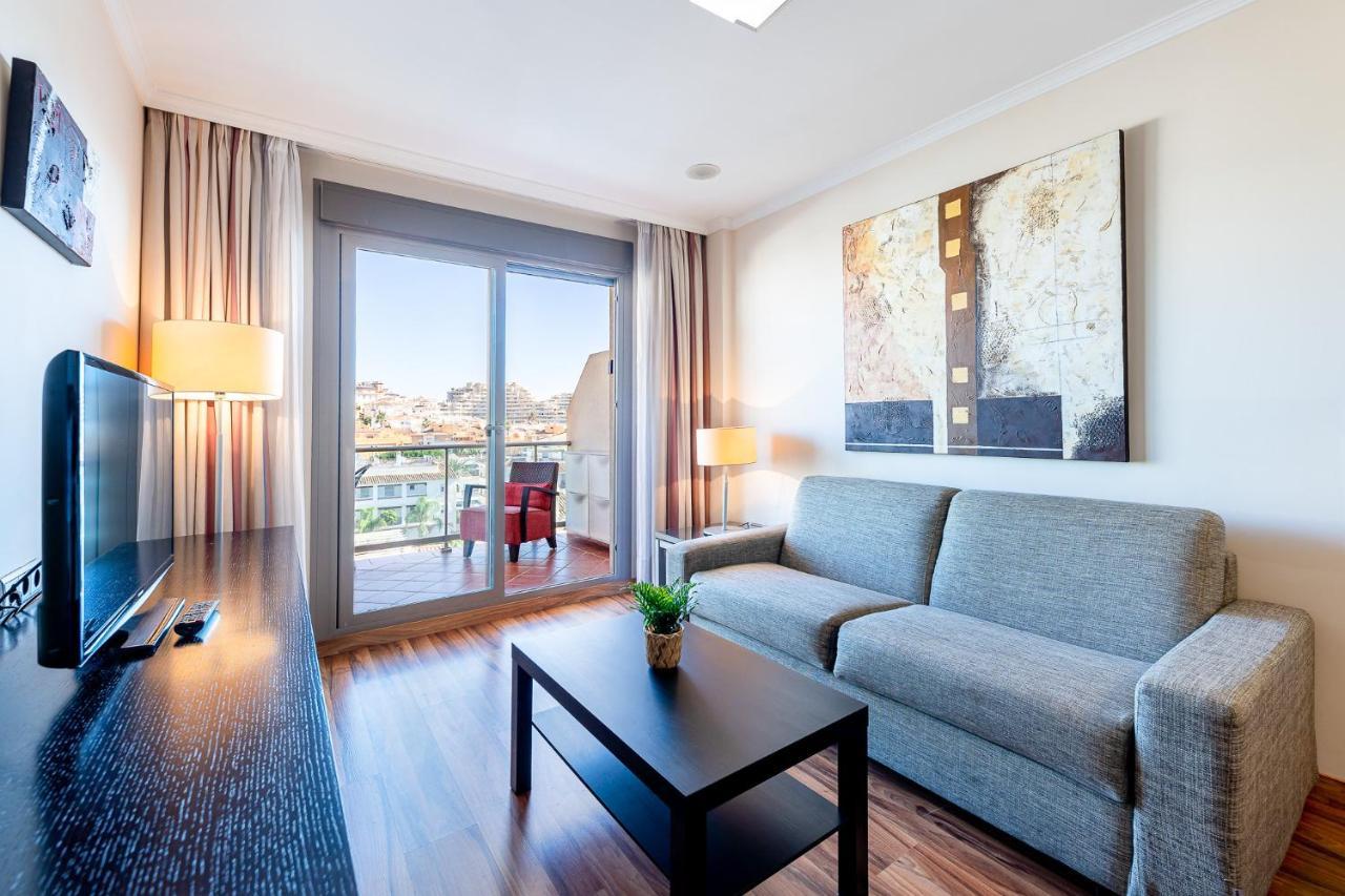 797 Holiday Rentals - Arcosur1- Moderno Apartamento Con Terraza Y Vistas Benalmádena Eksteriør billede