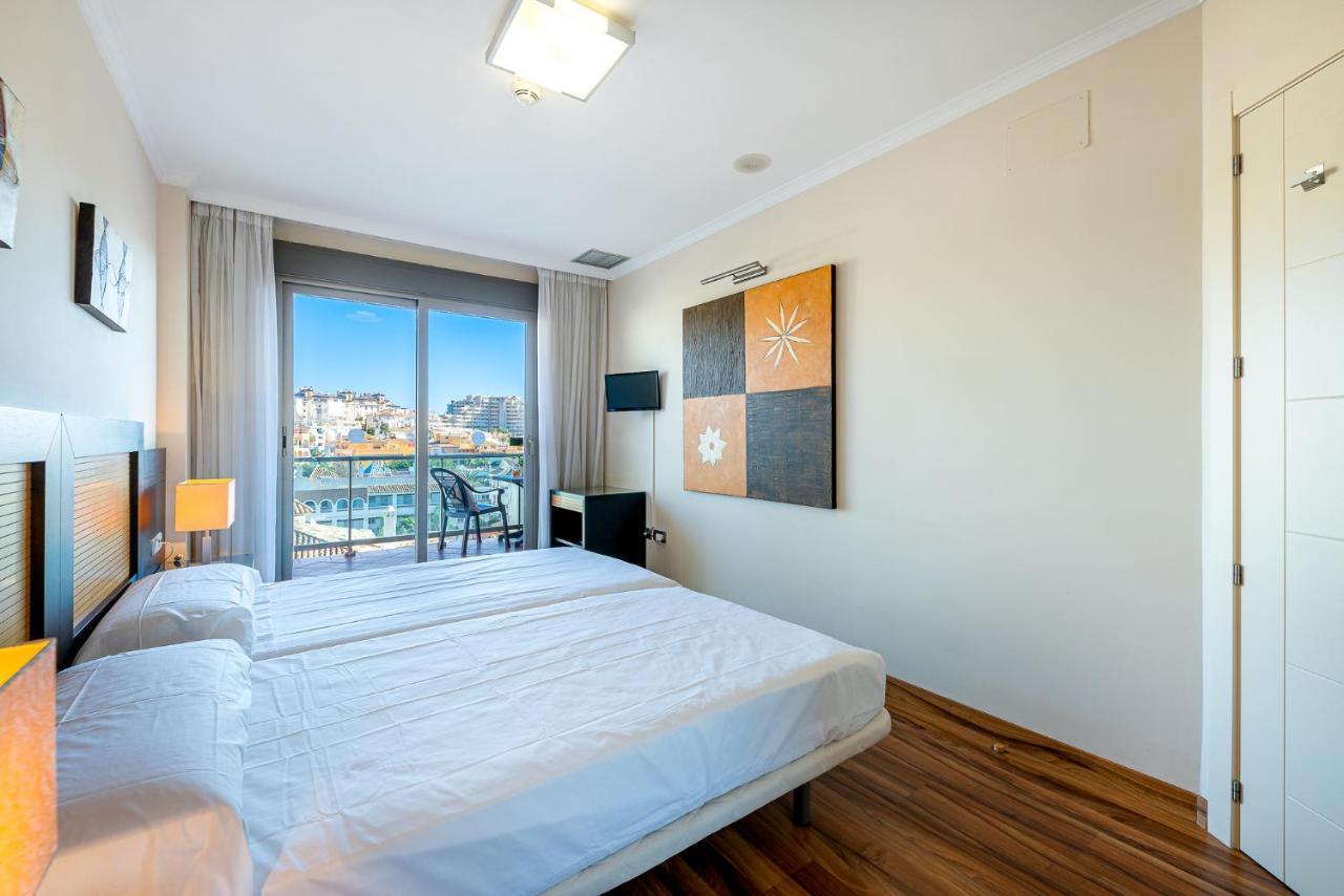 797 Holiday Rentals - Arcosur1- Moderno Apartamento Con Terraza Y Vistas Benalmádena Eksteriør billede