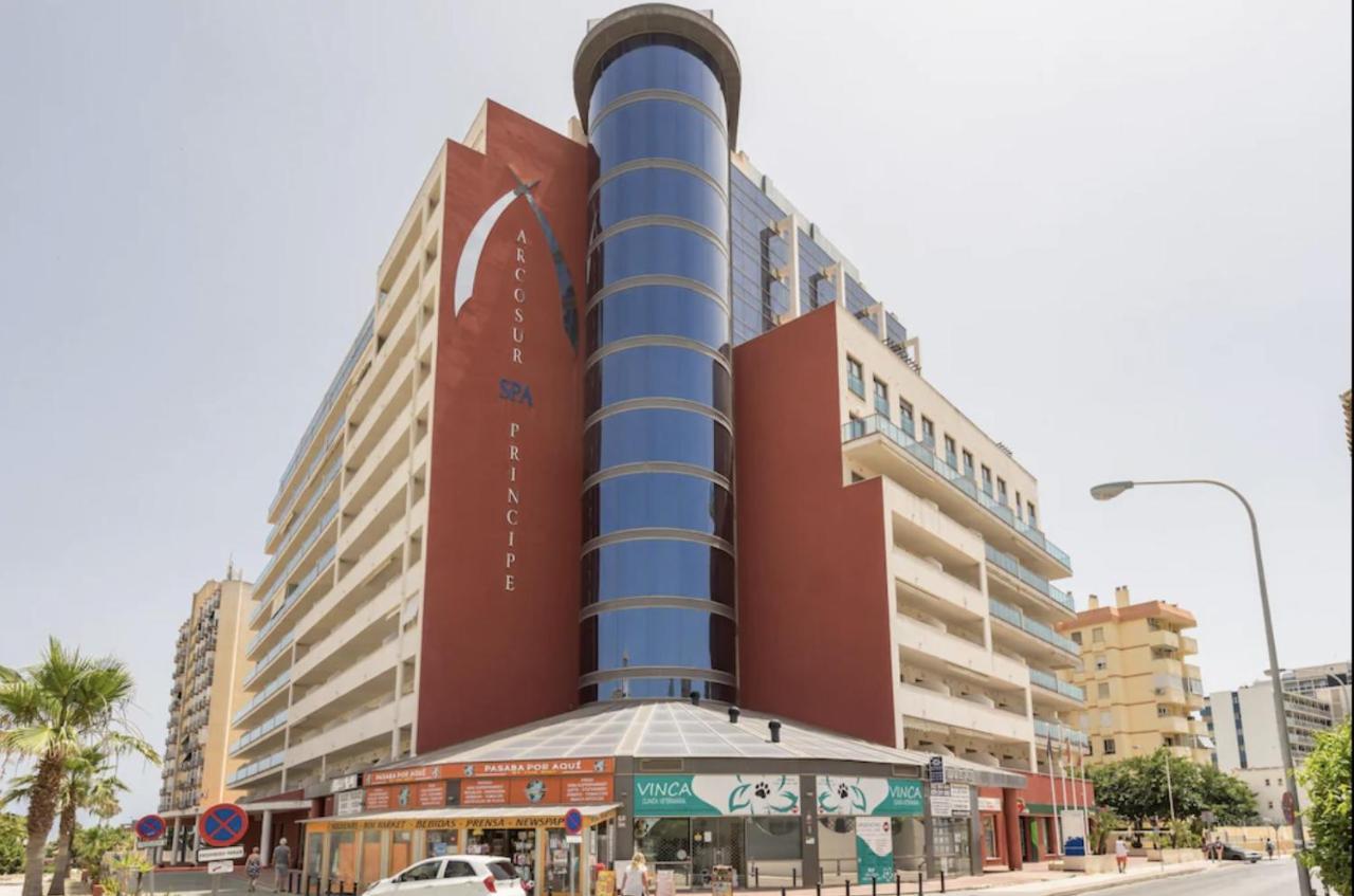 797 Holiday Rentals - Arcosur1- Moderno Apartamento Con Terraza Y Vistas Benalmádena Eksteriør billede